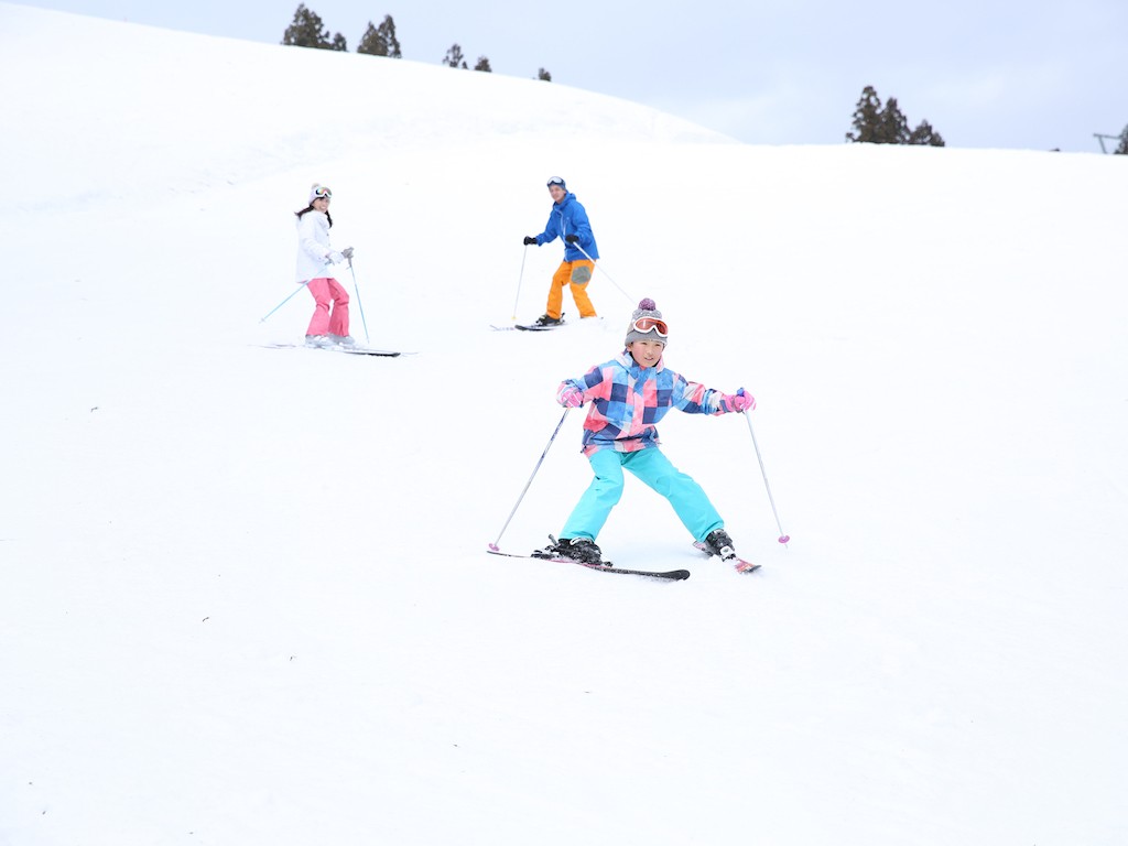 Playing with Snow and See Mt Fuji from Kawaguchi 1