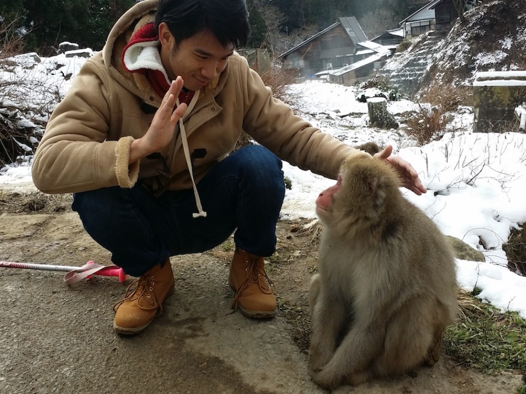 Day Trip to see Monkey Bath in Hotspring 1