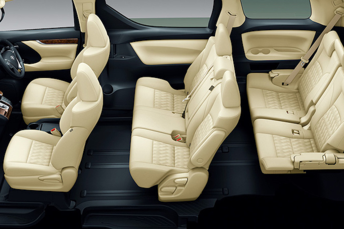 Private Daily Car Hire in Tokyo using Tokyo Toyota Alphard / Vellfire 7