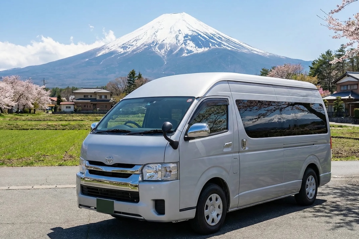 Private Daily Car Hire in Tokyo using Tokyo Toyota Hiace Van 0