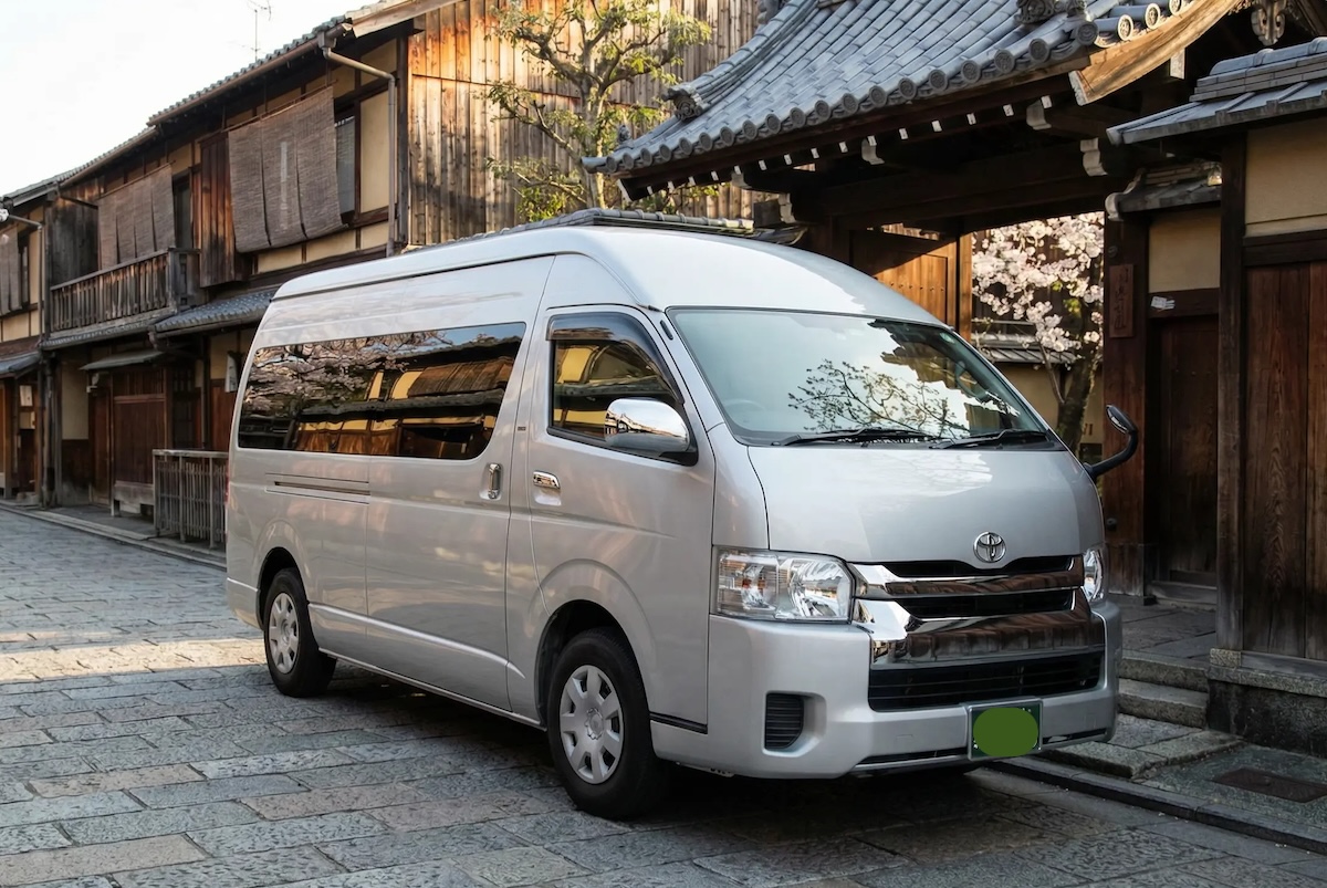 Private Daily Car Hire in Nagoya using Nagoya Toyota Hiace Van 0