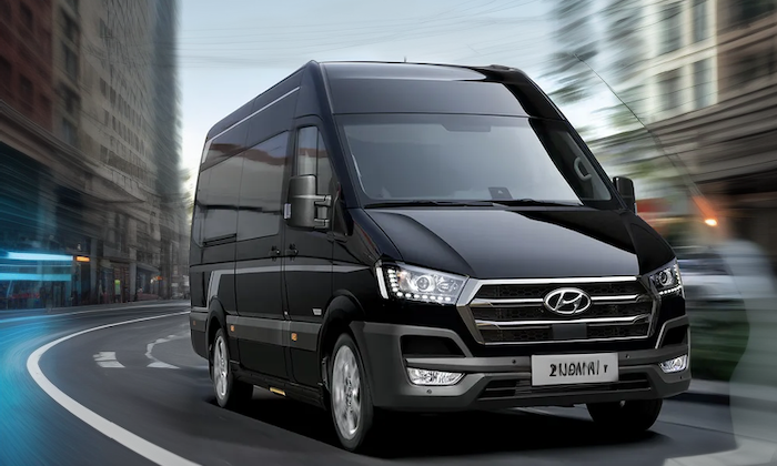 Korea / Seoul 15 seaters van 