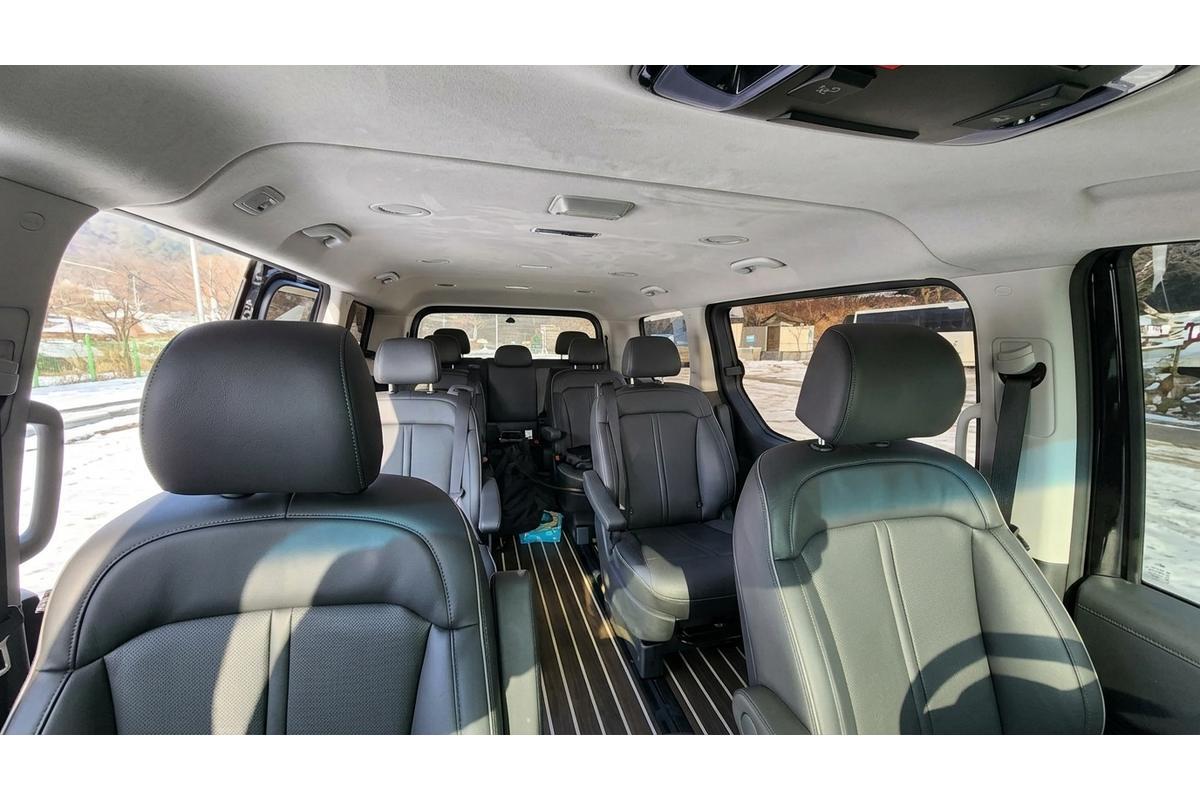 Korea / Seoul 10 seaters Staria vanを利用したKoreaのハイヤーサービス・観光タクシー 2