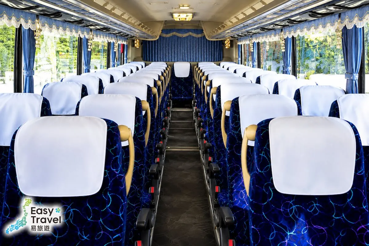 Private Daily Car Hire in Tokyo using Tokyo Large Big Bus (Coach) 6