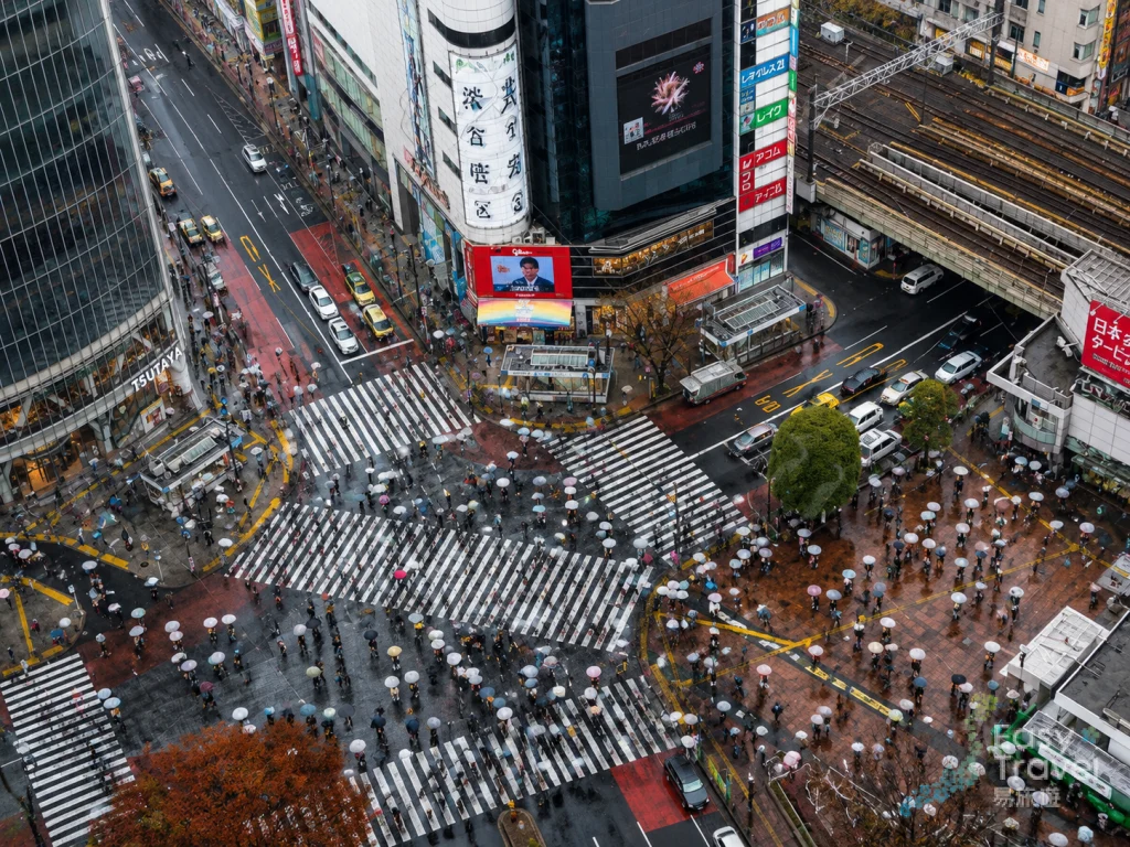 Scramble crossing Shibuya
